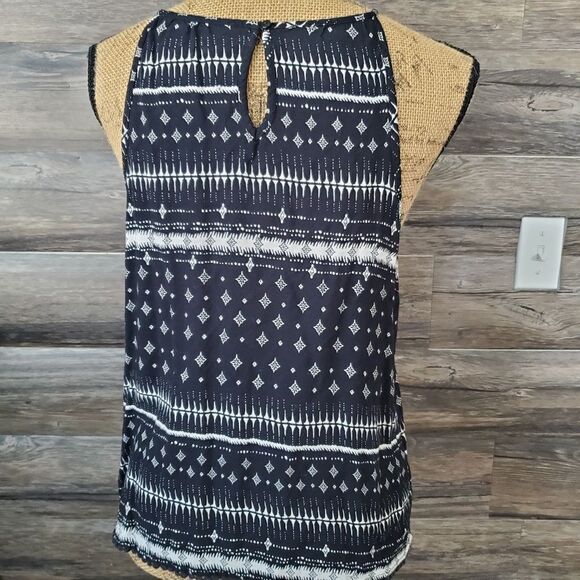 Mudd Boho Halter Top Black and White Women's Size Medium Lace - Picture 7 of 10